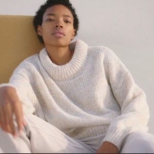 Everlane The Puff Sweater in Heathered Oat size Small